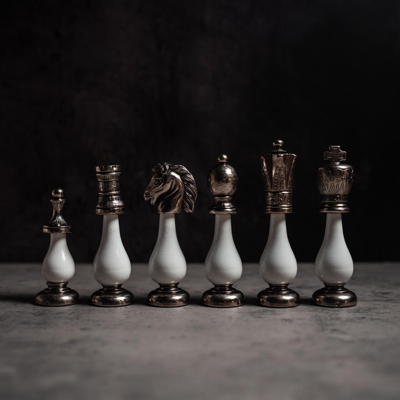 Arabesque Chess Pieces