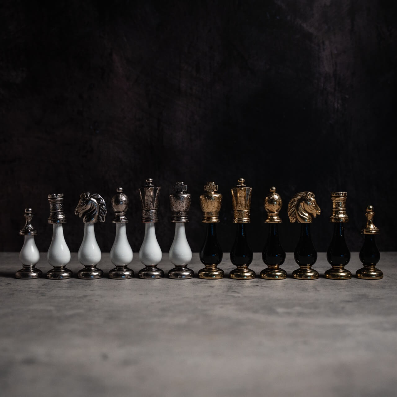 Arabesque Chess Pieces