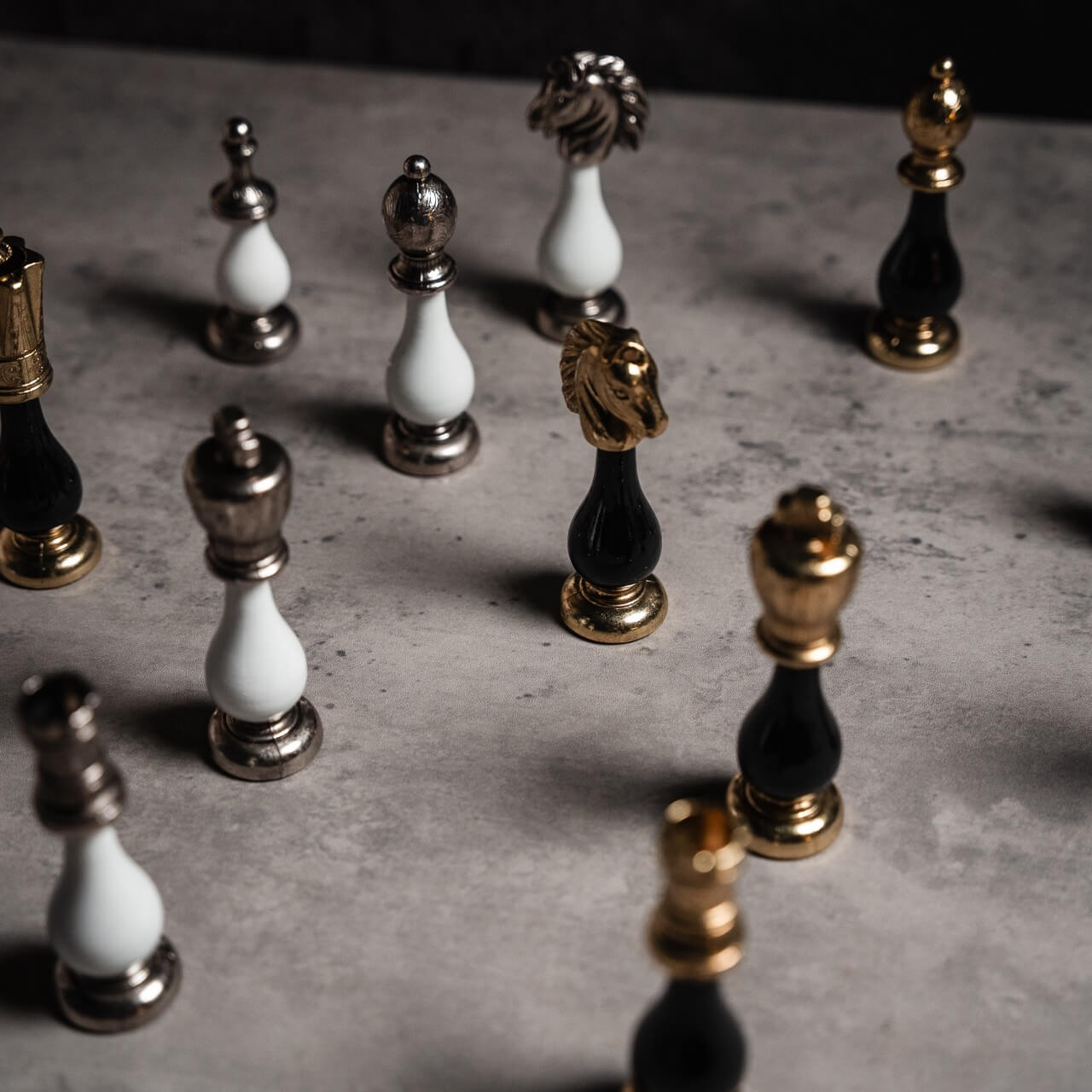 Arabesque Chess Pieces