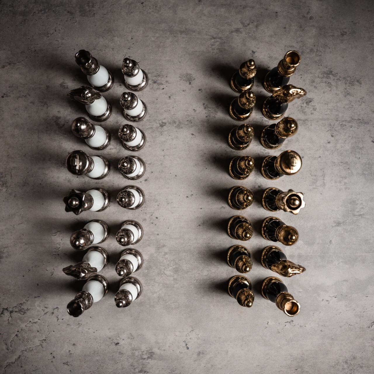 Arabesque Chess Pieces