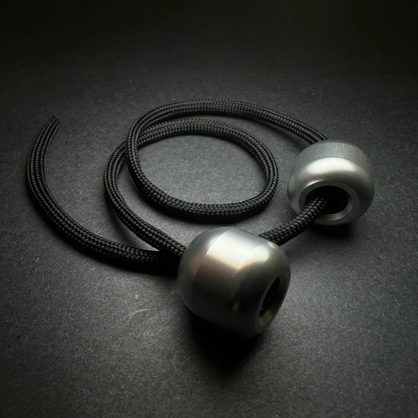 Titan Begleri: Aluminium Edition