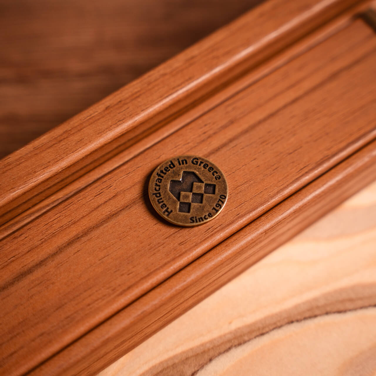 Olive Burl Backgammon Set