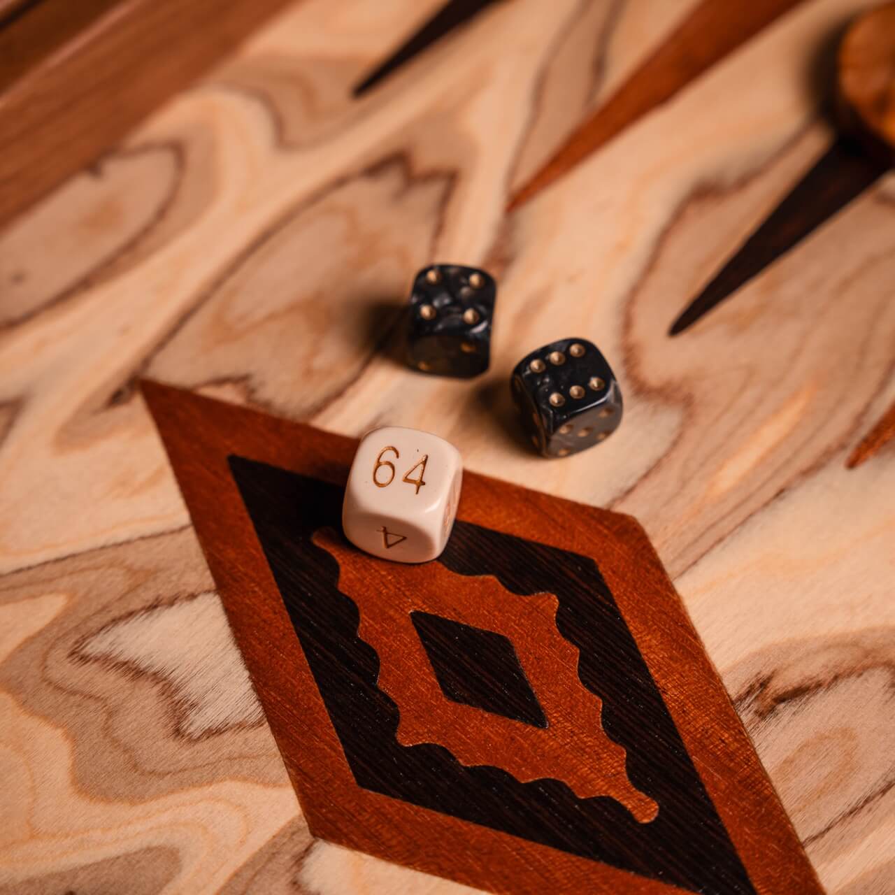 Olive Burl Backgammon Set