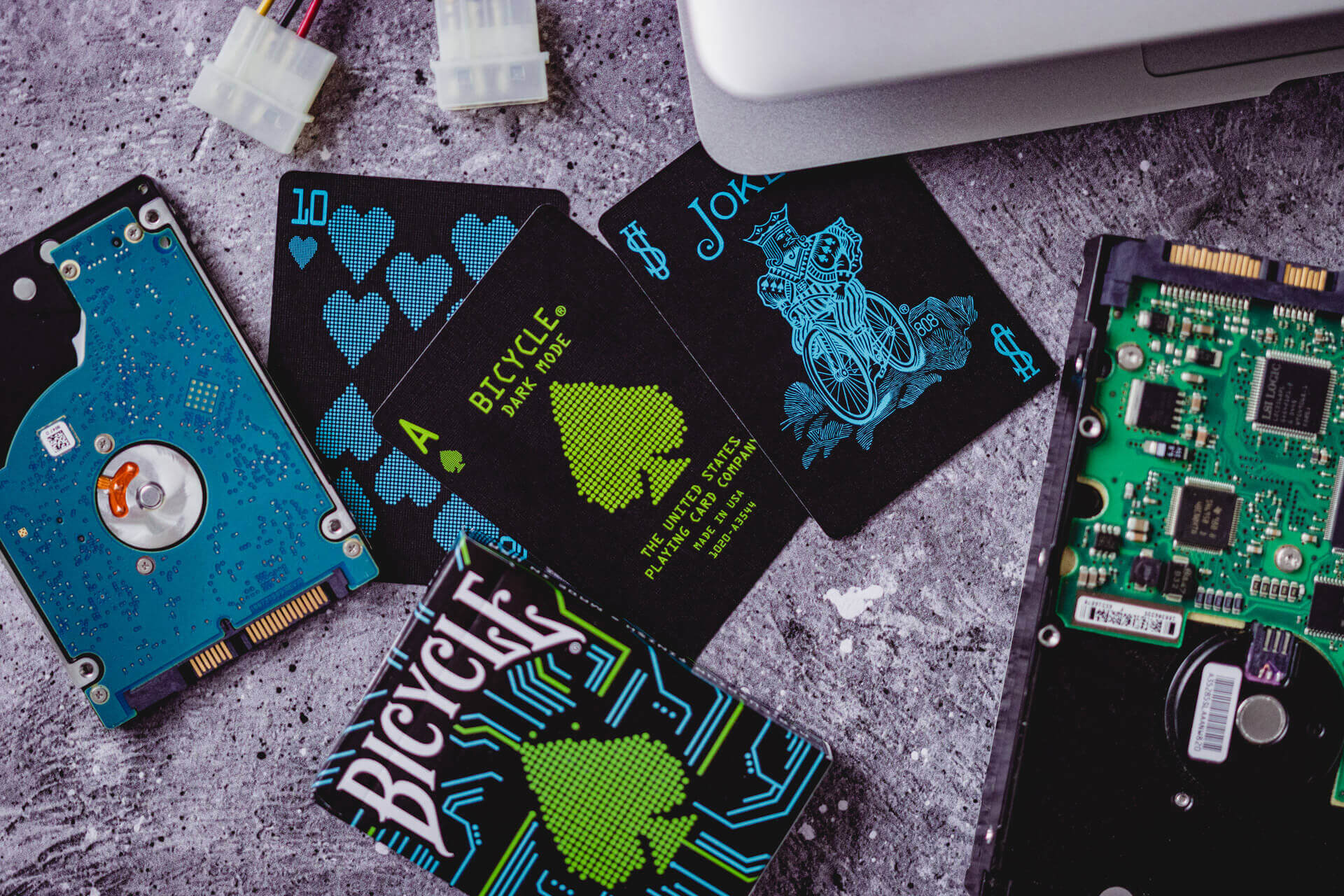 Bicycle Dark Mode Playing Cards