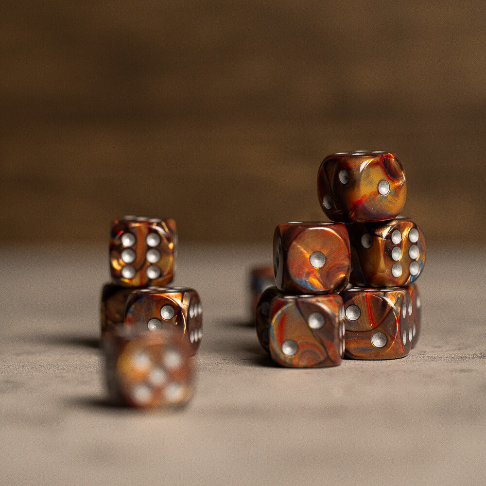 Lustrous Dice