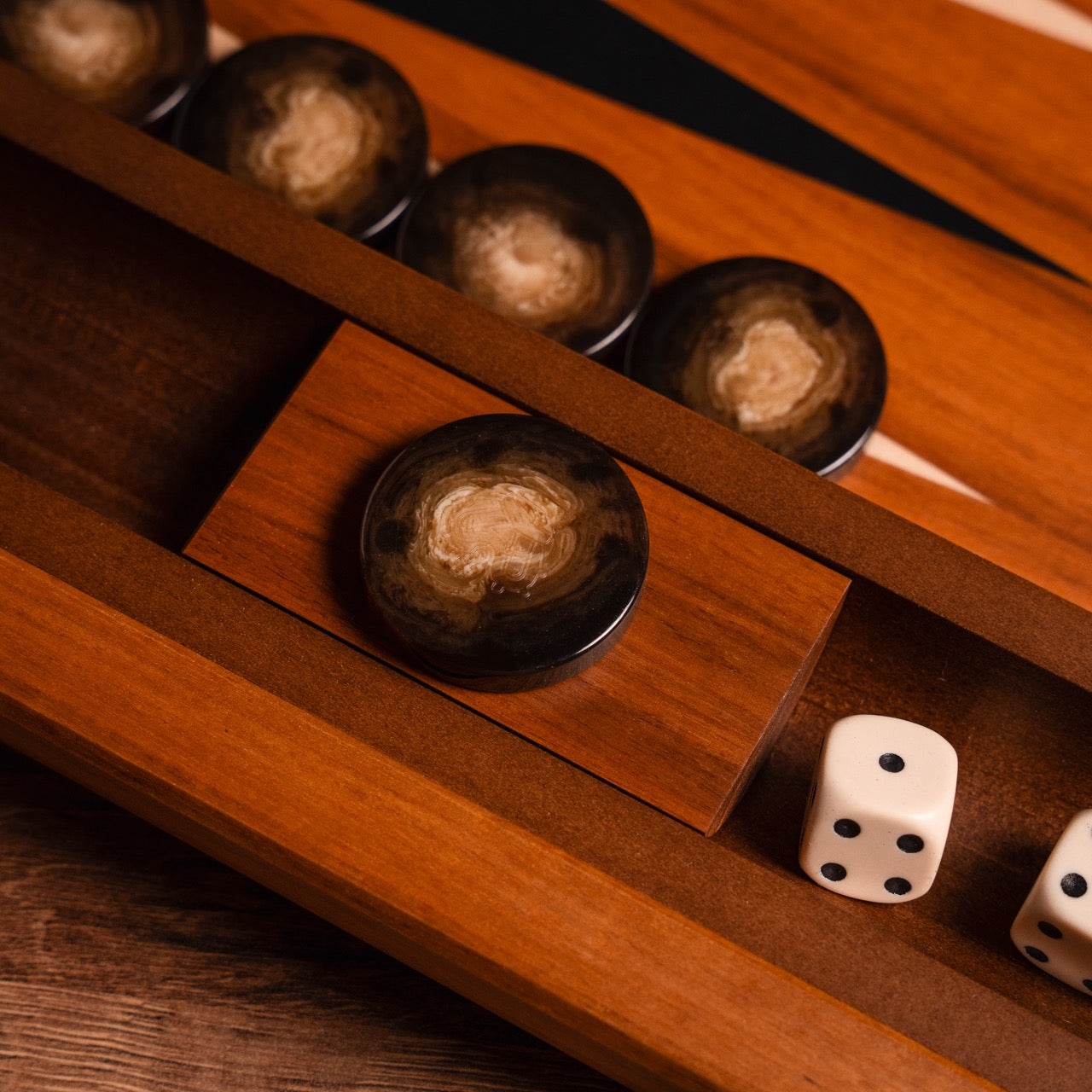 Walnut Treviso Backgammon Set