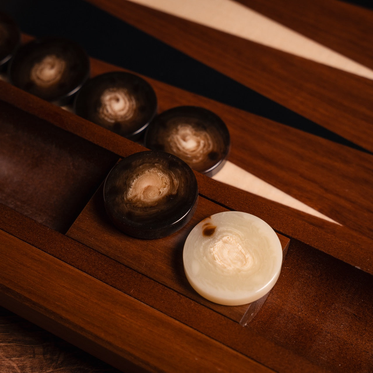 Walnut York Backgammon Set