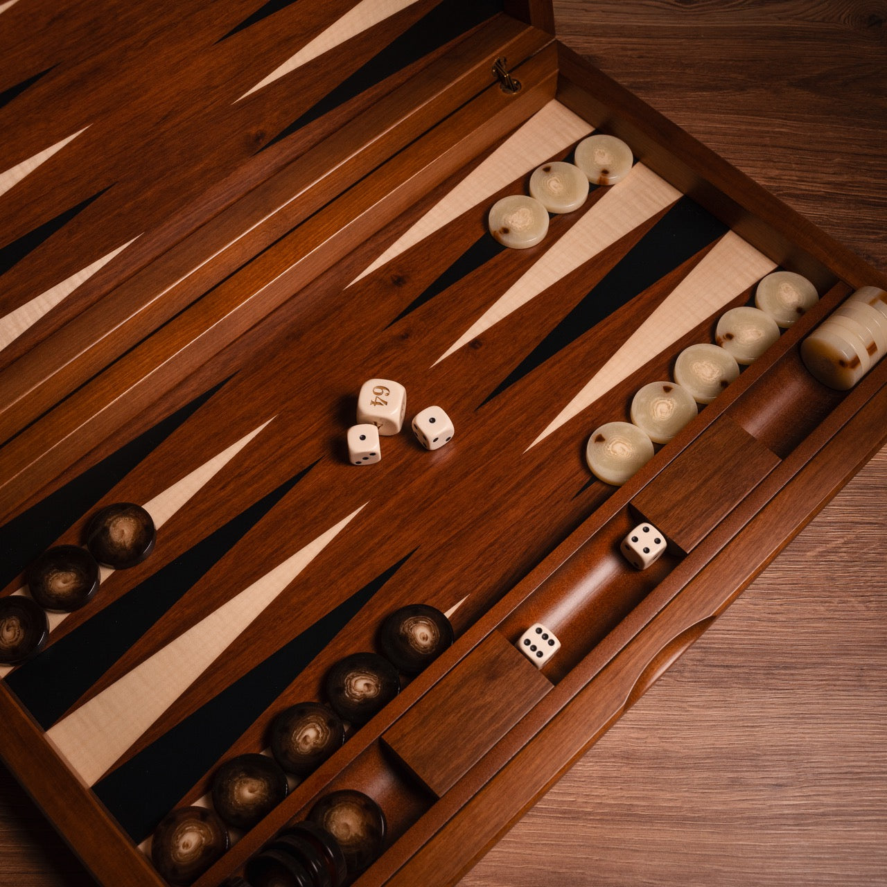 Walnut York Backgammon Set
