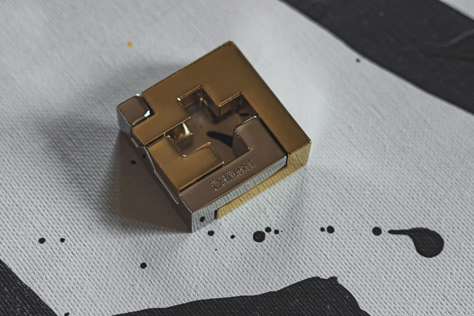 Huzzle Cross Puzzle