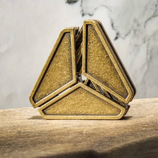 Huzzle Delta Puzzle
