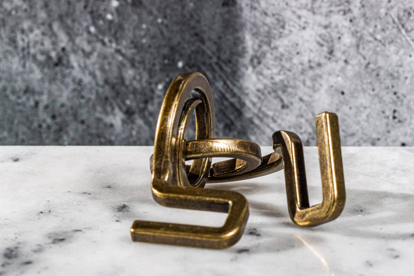 Huzzle Hook Puzzle