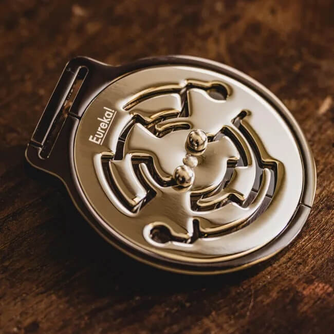 Huzzle Medallion Puzzle