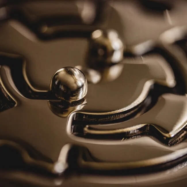 Huzzle Medallion Puzzle