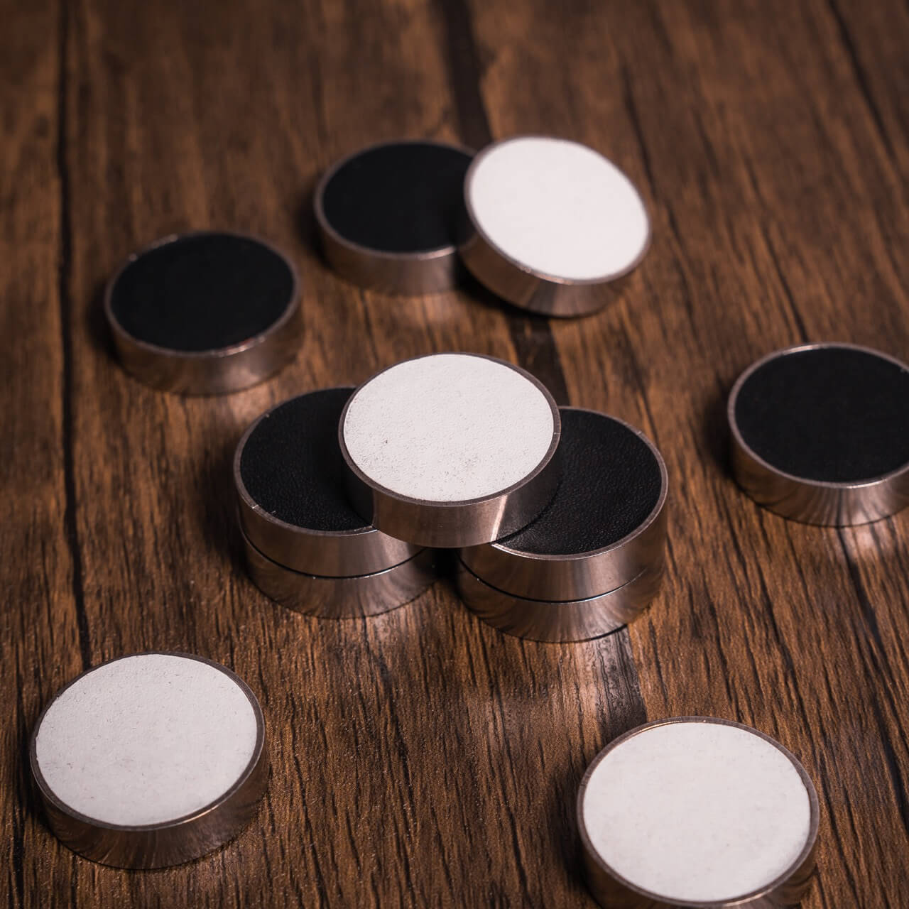 Aluminium & Leatherette Checkers