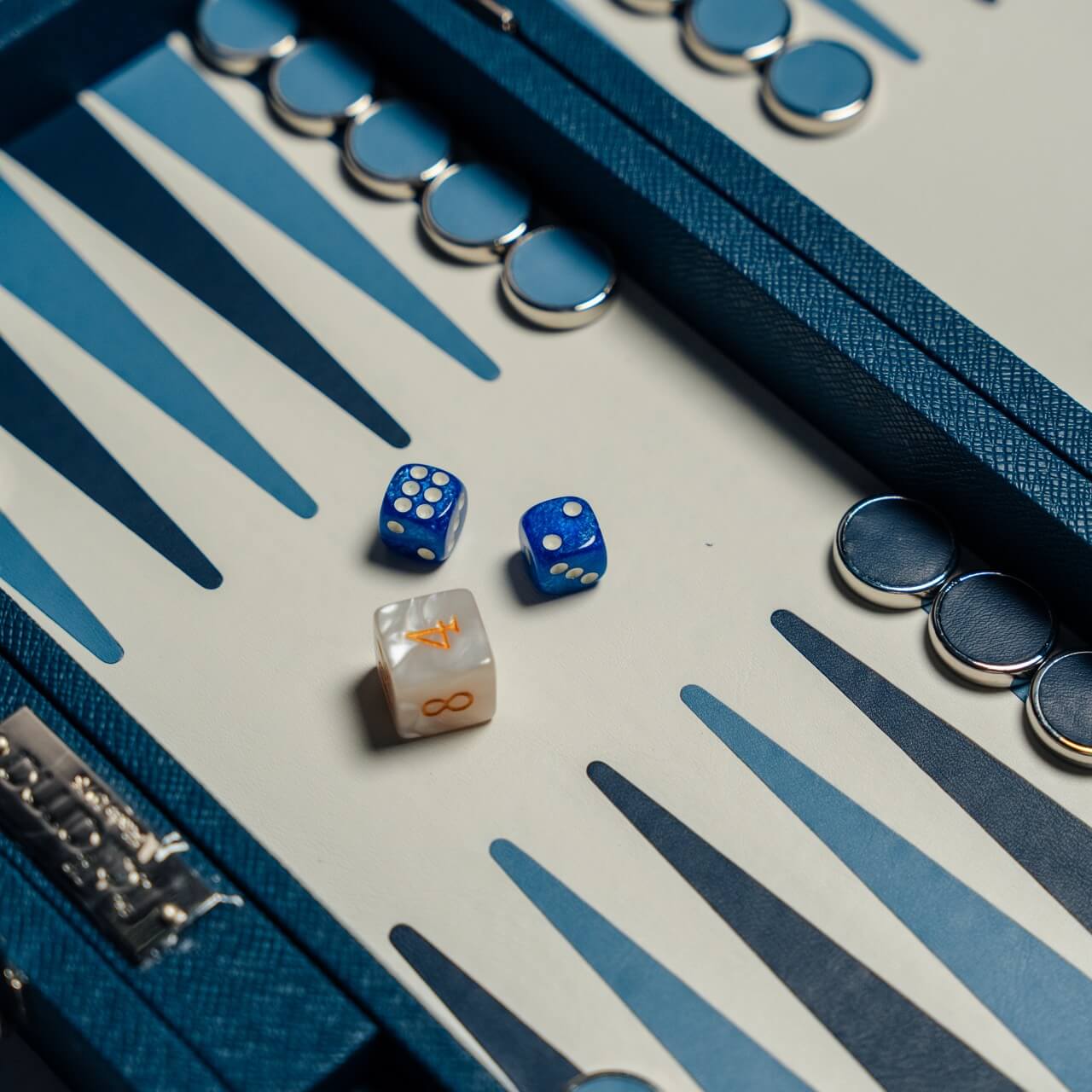 Deluxe Folding Leatherette Backgammon Case