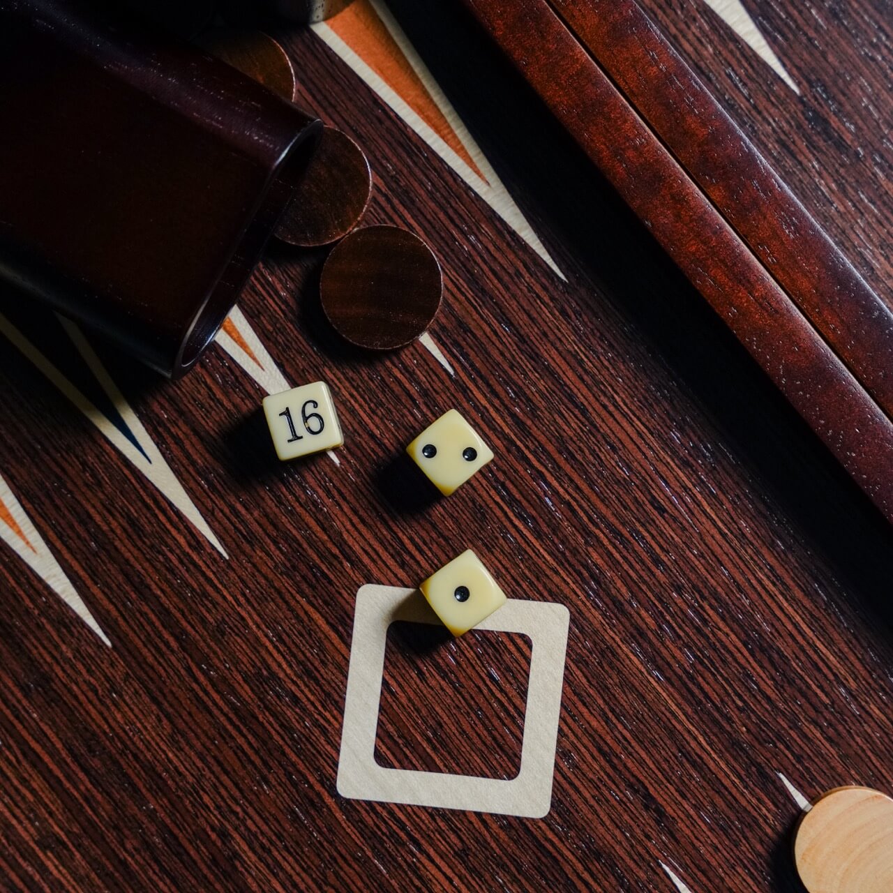 Walnut Briar Backgammon Set