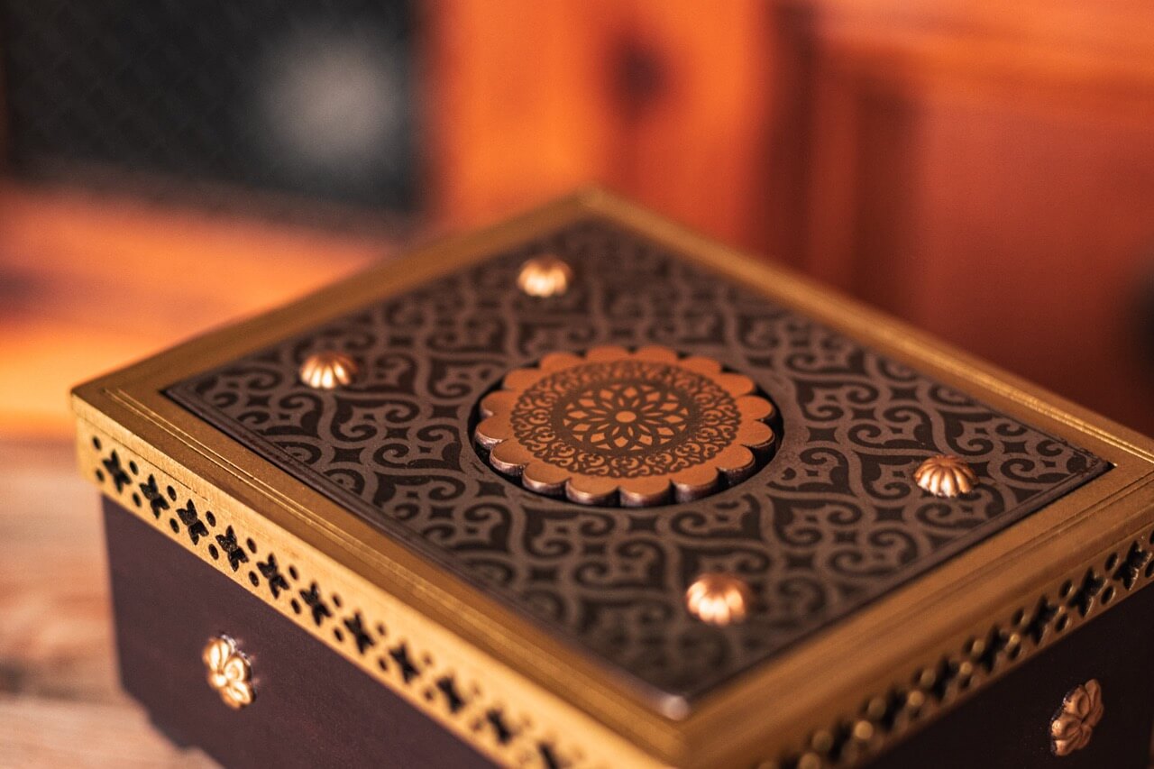 Klik Puzzle Box