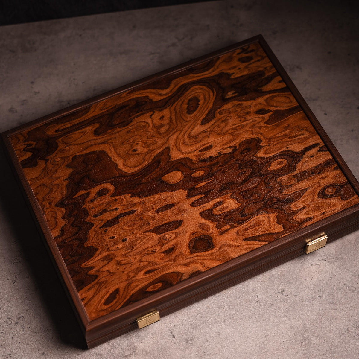 California Walnut Mahjong Set