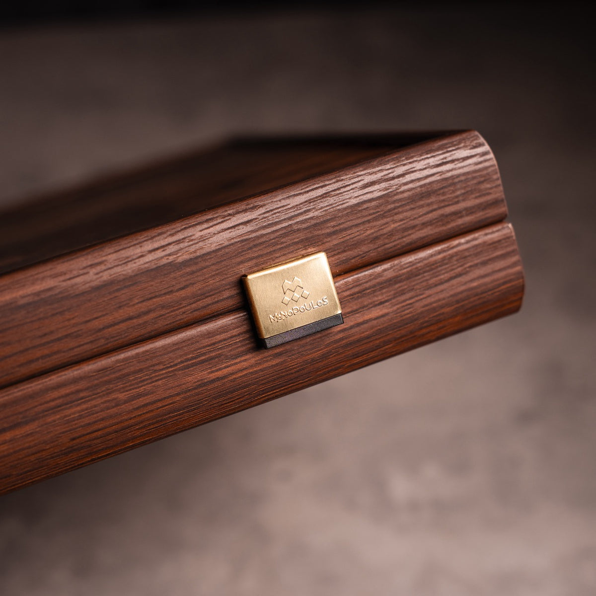 California Walnut Mahjong Set