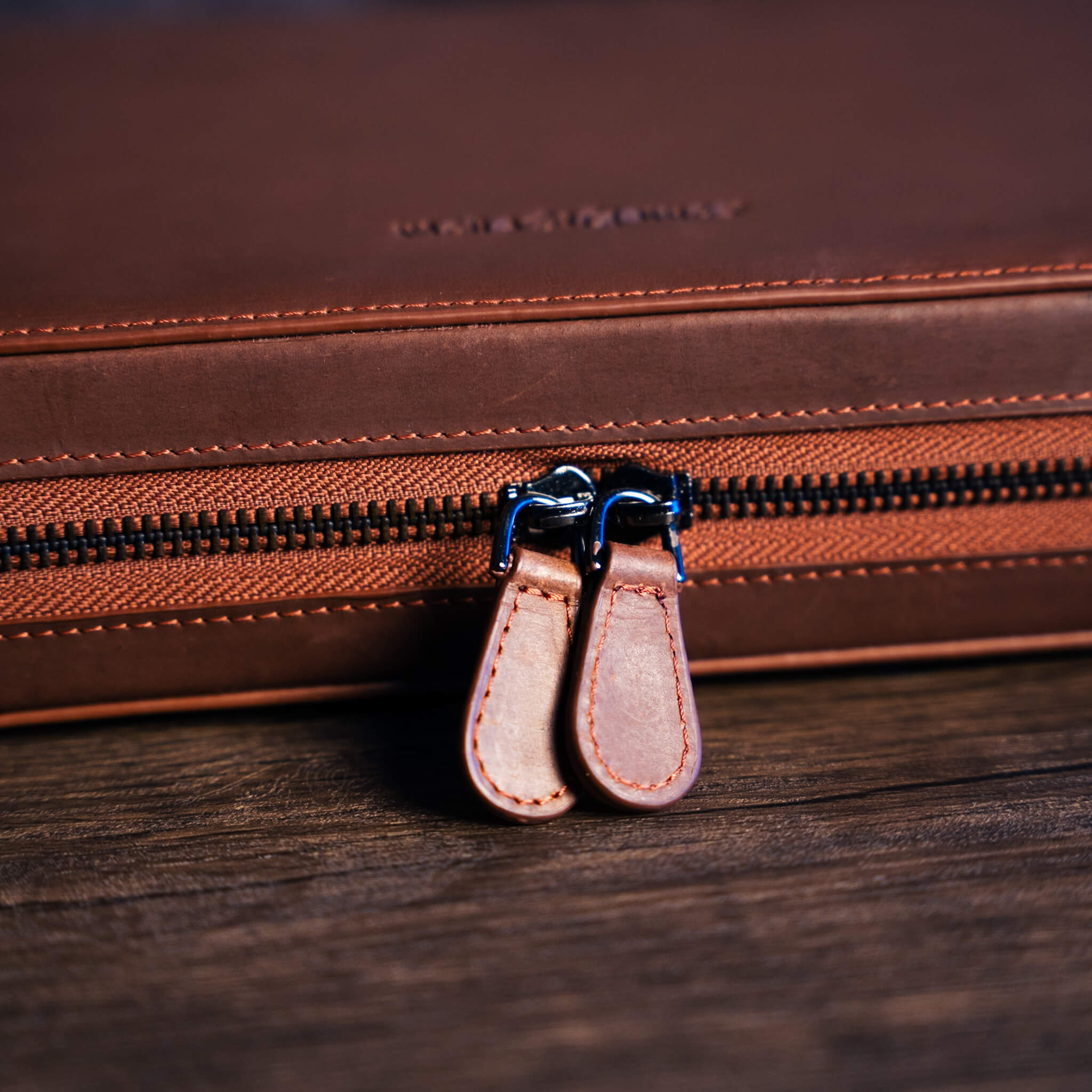Deluxe Leather Backgammon Case