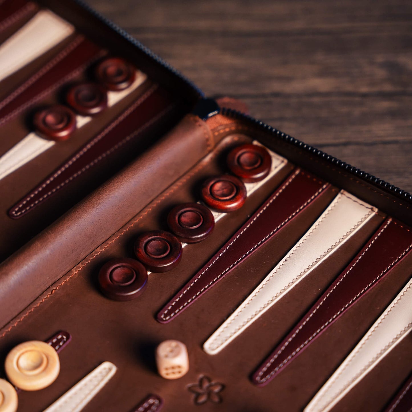 Deluxe Leather Backgammon Case