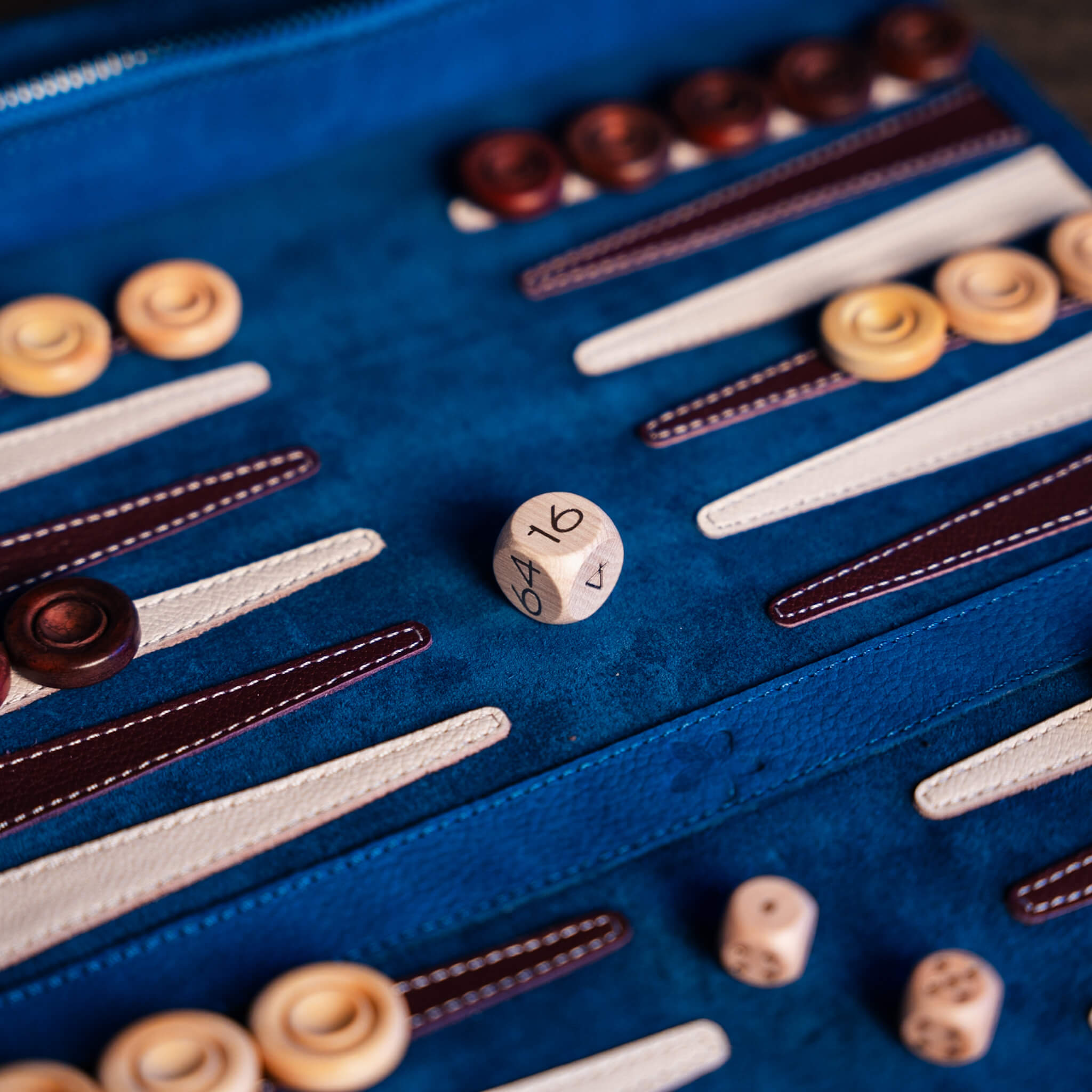 Roll-Up Nubuck Backgammon Set