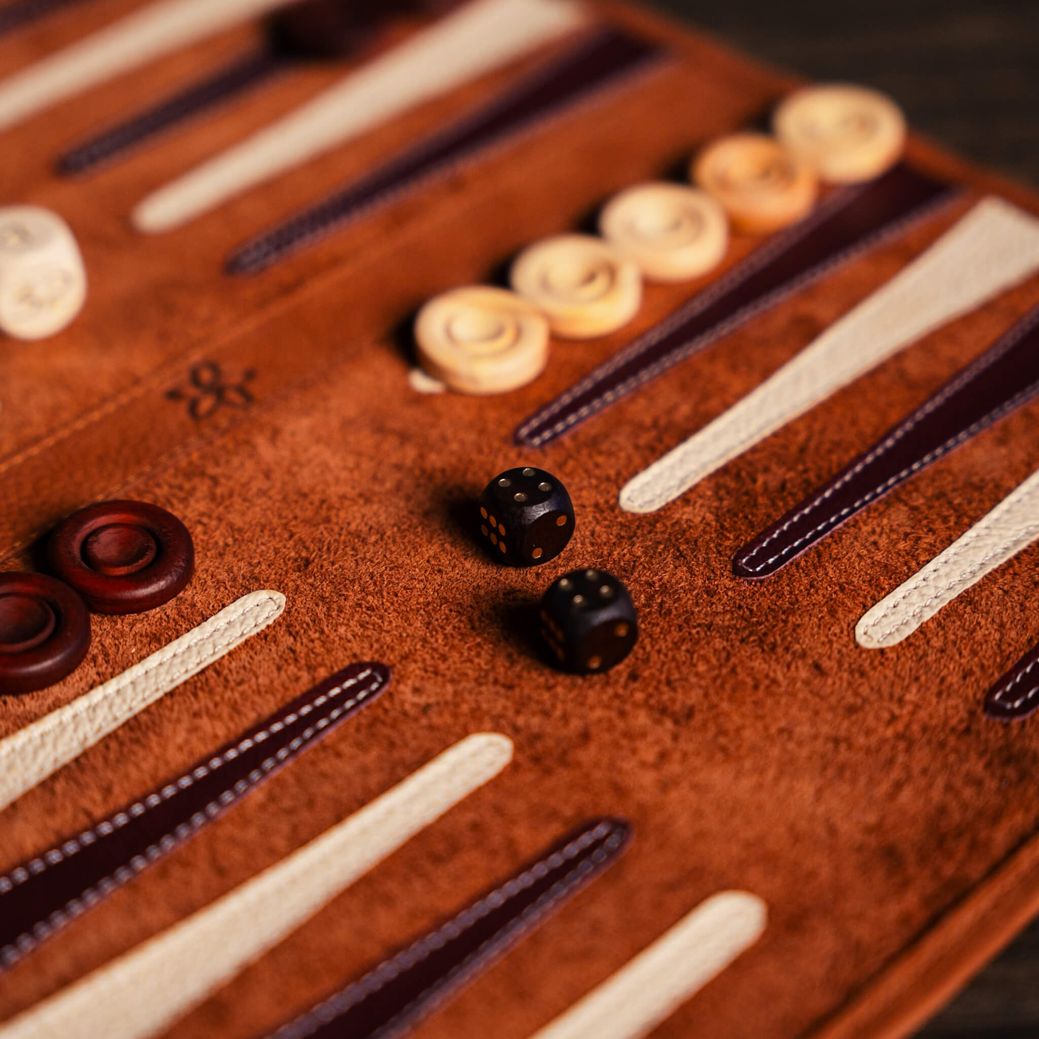 Roll-Up Nubuck Backgammon Set