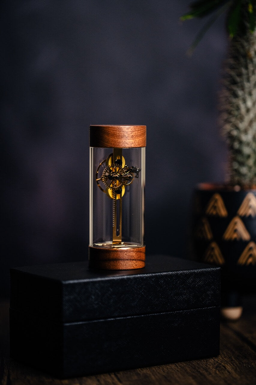 Oscilloglass Mechanical Hourglass