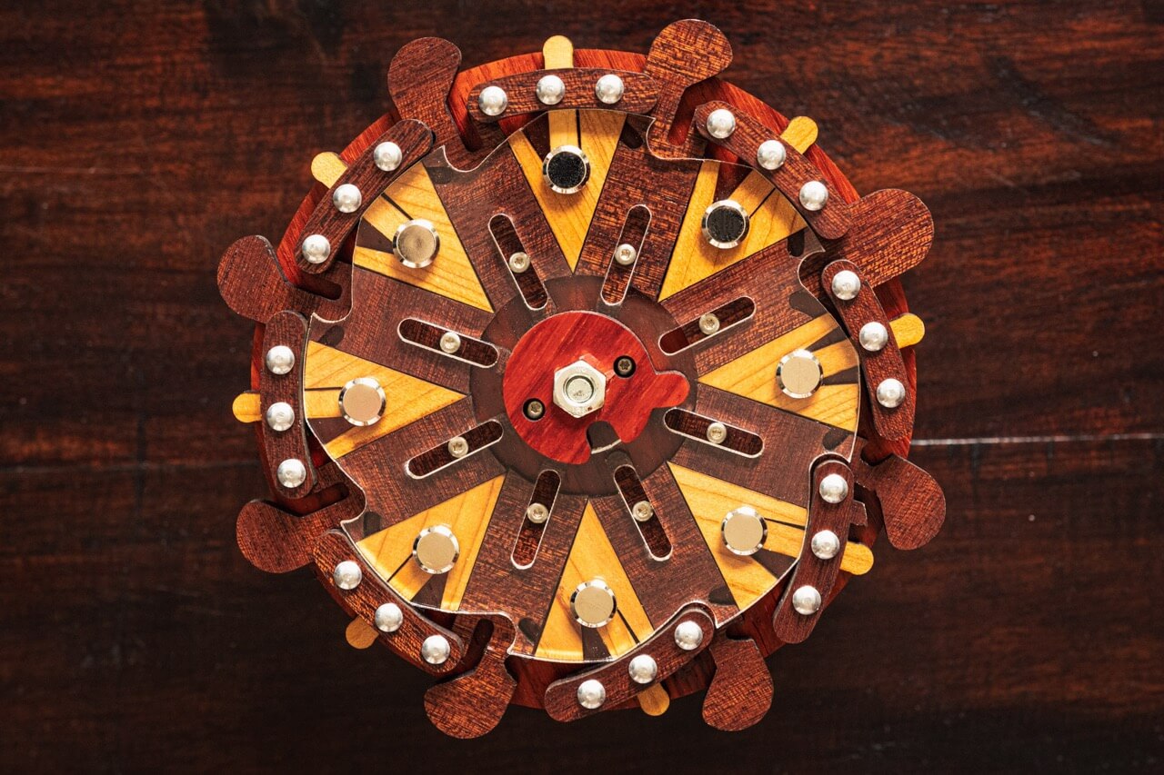 Steuerrad Puzzle Box