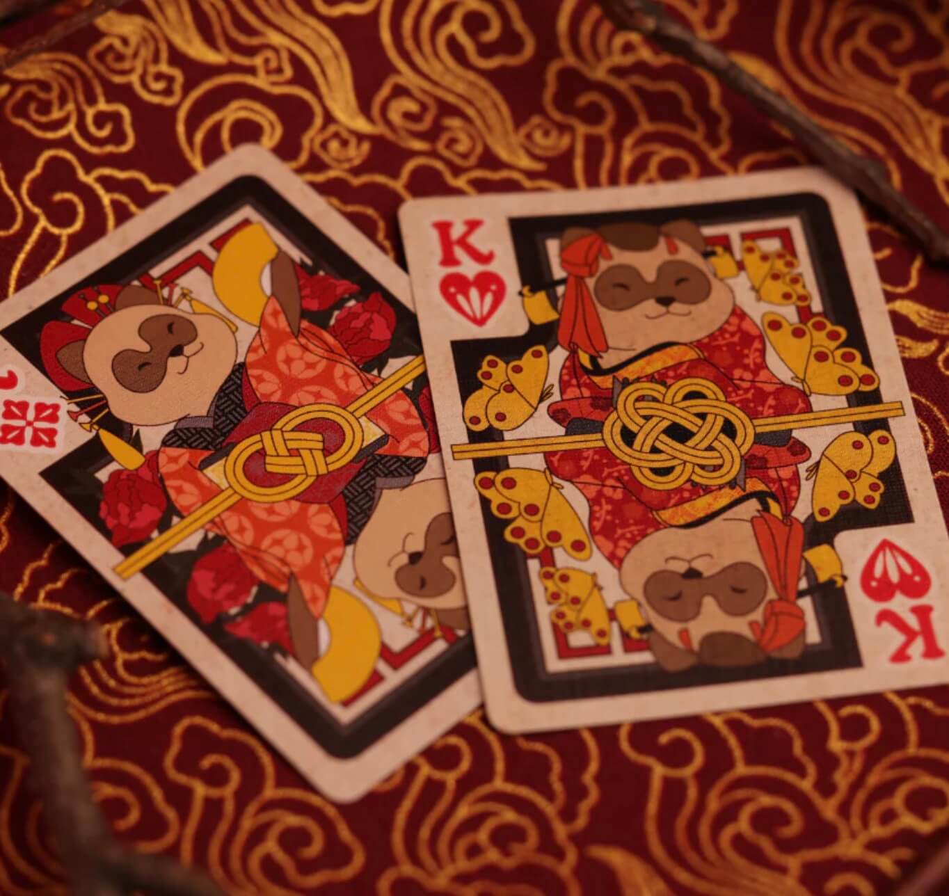 Tanuki Yukaku Playing Cards: Hanafuda