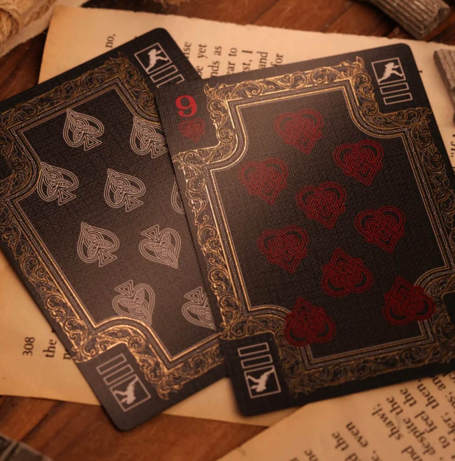 v2 Asassin's Creed Playing Cards: Signature