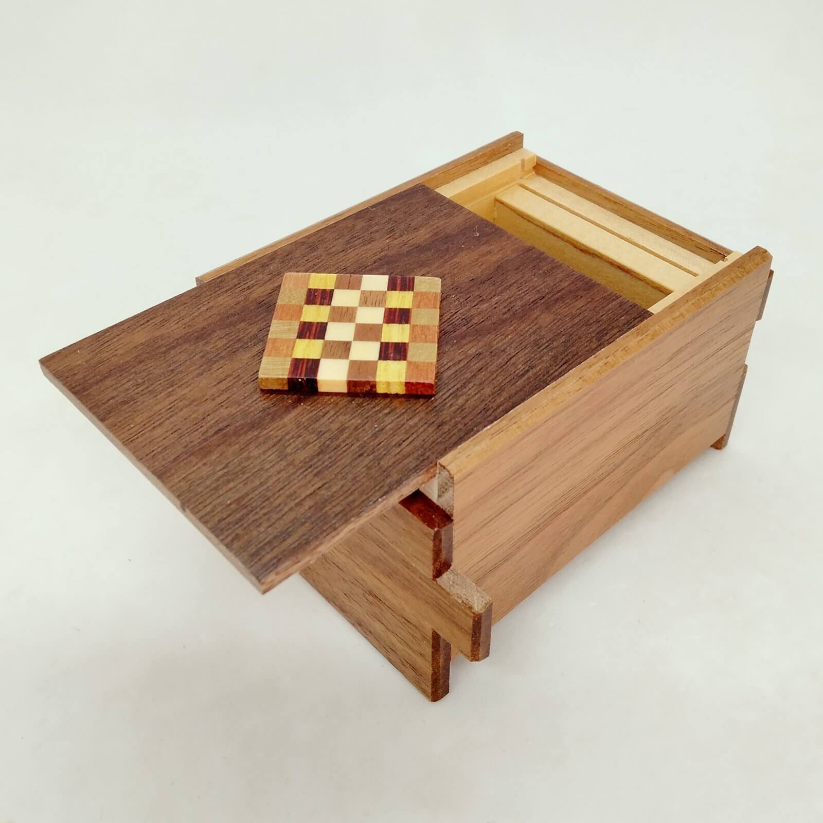 Walnut Ichimatsu Puzzle Box