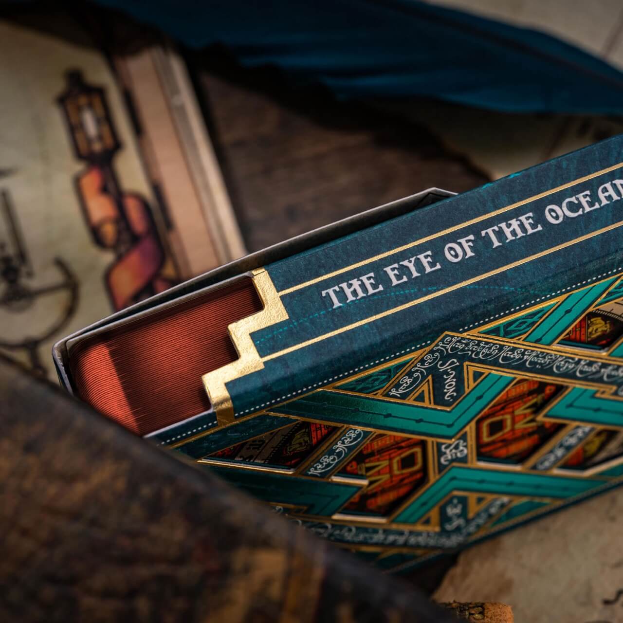 Eye Of The Ocean Playing Cards: Malakim Gilded
