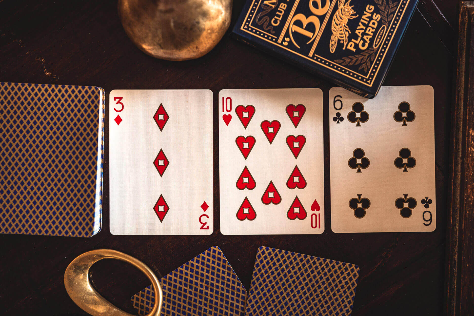 Golden Bee Playing Cards | PREMIUM POKER CARDS | JP GAMES LTD