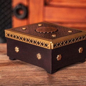 Klik Puzzle Box