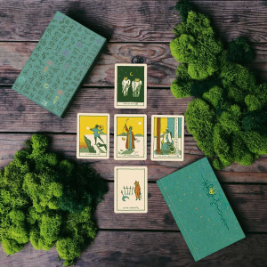 Green Glyphs Tarot Deck